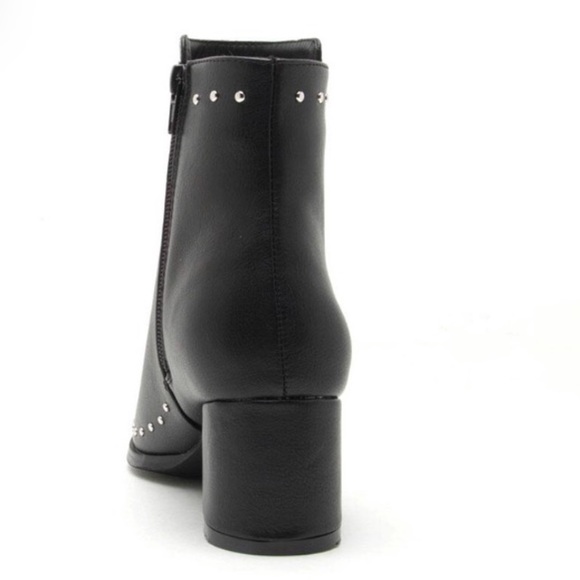 NWOT Black Heeled Studded Booties - Picture 4 of 6